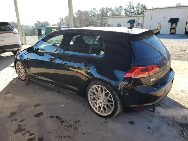 3VW4T7AU2HM066851 2017 VOLKSWAGEN GTI - Image 2