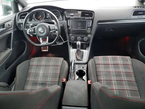 3VW4T7AU3GM013235 2016 VOLKSWAGEN GTI - Image 8