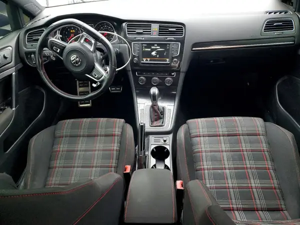 3VW4T7AU3GM027202 2016 VOLKSWAGEN GTI - Image 8