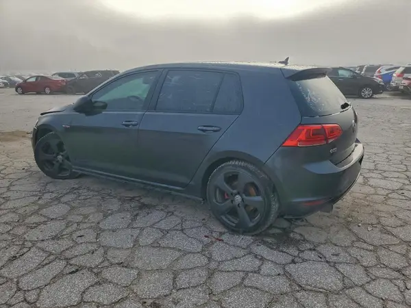 3VW4T7AU3GM040693 2016 VOLKSWAGEN GTI - Image 2