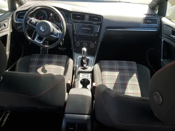 3VW4T7AU3HM029713 2017 VOLKSWAGEN GTI - Image 8