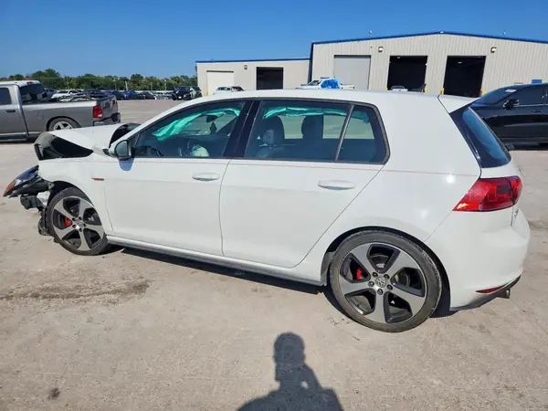 3VW4T7AU4GM002079 2016 VOLKSWAGEN GTI - Image 2