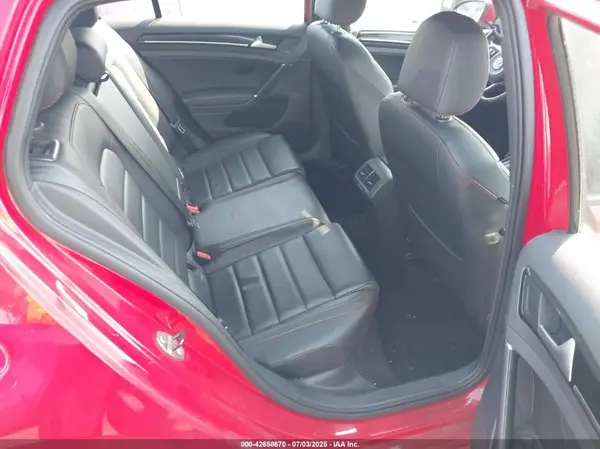 3VW4T7AU4GM014068 2016 VOLKSWAGEN GTI - Image 8