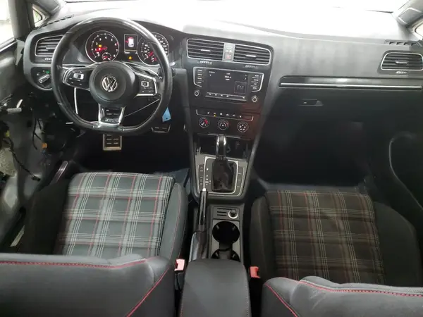 3VW4T7AU4GM045966 2016 VOLKSWAGEN GTI - Image 8