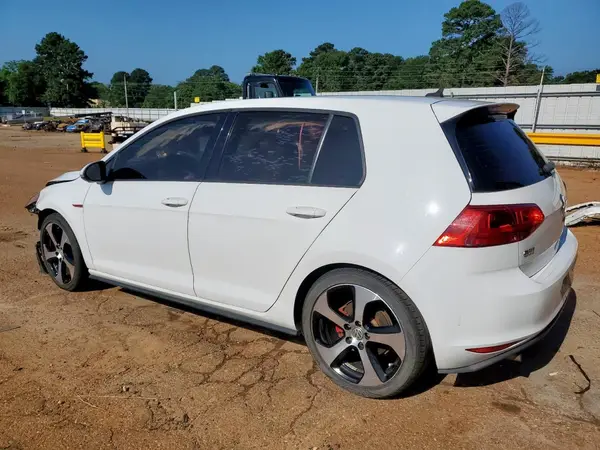 3VW4T7AU4GM045997 2016 VOLKSWAGEN GTI - Image 2