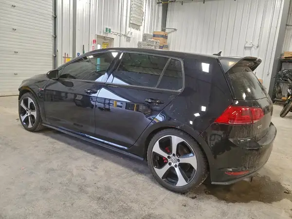3VW4T7AU4GM059396 2016 VOLKSWAGEN GTI - Image 2
