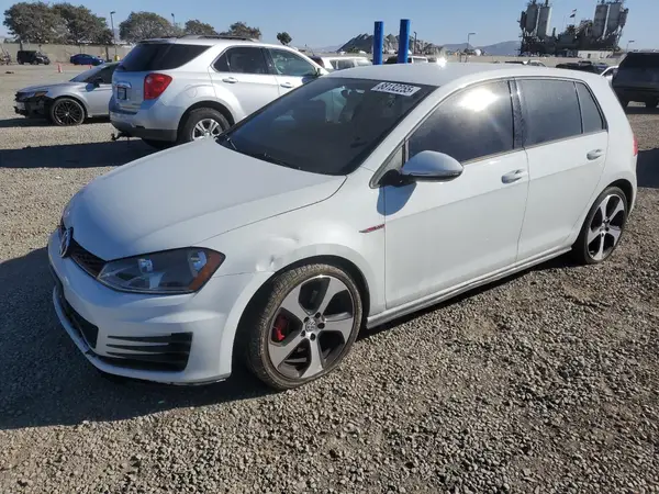3VW4T7AU4HM037528 2017 VOLKSWAGEN GTI - Image 1