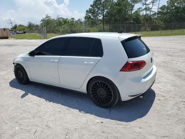 3VW4T7AU4HM050070 2017 VOLKSWAGEN GTI - Image 2