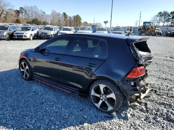 3VW4T7AU4HM063580 2017 VOLKSWAGEN GTI - Image 2