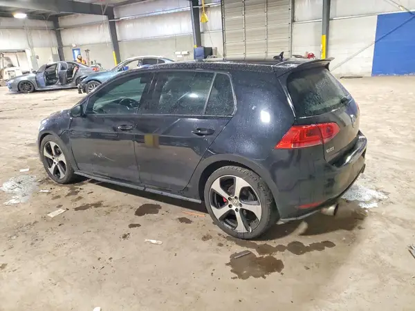 3VW4T7AU5GM001863 2016 VOLKSWAGEN GTI - Image 2