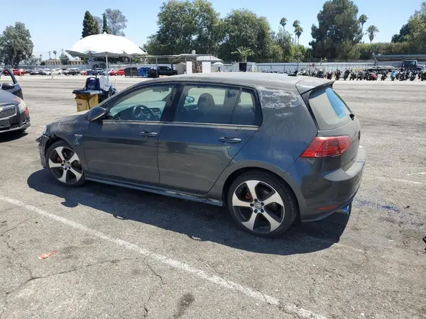3VW4T7AU5GM065062 2016 VOLKSWAGEN GTI - Image 2