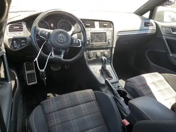 3VW4T7AU5GM065062 2016 VOLKSWAGEN GTI - Image 8