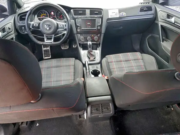 3VW4T7AU5HM069002 2017 VOLKSWAGEN GTI - Image 8