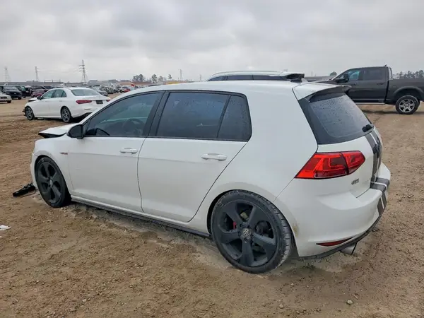 3VW4T7AU6GM041983 2016 VOLKSWAGEN GTI - Image 2
