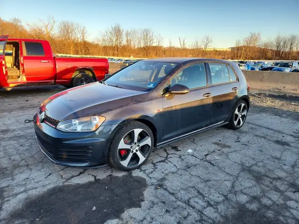 3VW4T7AU6GM059335 2016 VOLKSWAGEN GTI - Image 1
