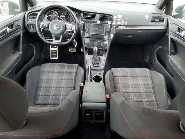 3VW4T7AU6HM074614 2017 VOLKSWAGEN GTI - Image 8