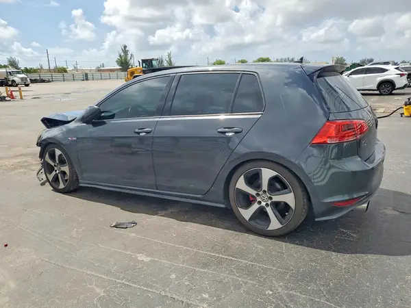 3VW4T7AU7GM036999 2016 VOLKSWAGEN GTI - Image 2