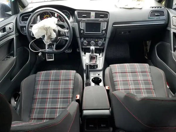 3VW4T7AU7GM038087 2016 VOLKSWAGEN GTI - Image 8