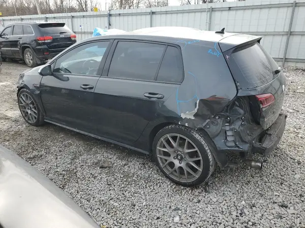 3VW4T7AU7GM048375 2016 VOLKSWAGEN GTI - Image 2