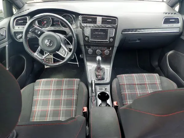 3VW4T7AU7HM035644 2017 VOLKSWAGEN GTI - Image 8