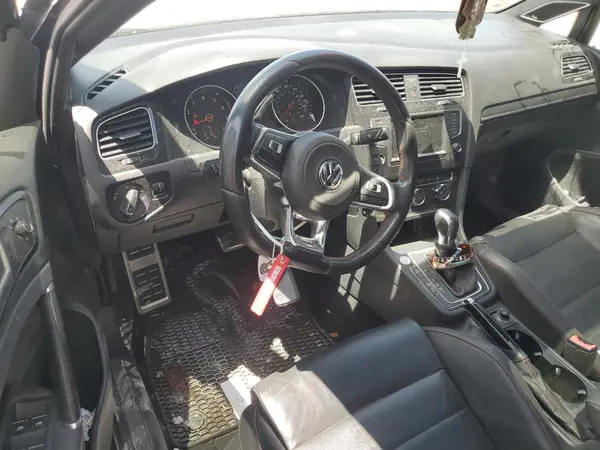 3VW4T7AU8GM001761 2016 VOLKSWAGEN GTI - Image 8