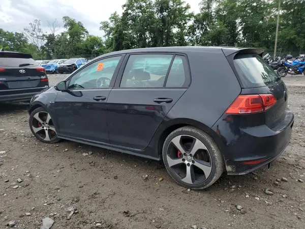 3VW4T7AU8GM015868 2016 VOLKSWAGEN GTI - Image 2