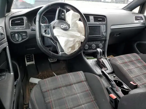 3VW4T7AU8GM015868 2016 VOLKSWAGEN GTI - Image 8