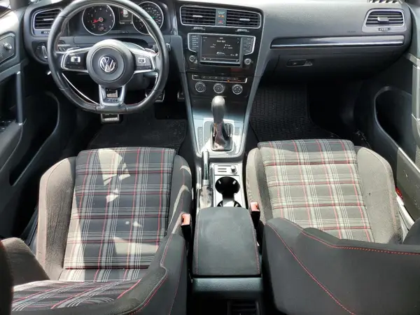 3VW4T7AU8GM028300 2016 VOLKSWAGEN GTI - Image 8