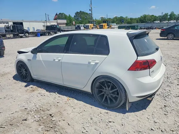 3VW4T7AU8GM031763 2016 VOLKSWAGEN GTI - Image 2