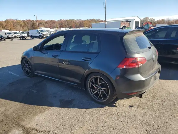 3VW4T7AU8GM039023 2016 VOLKSWAGEN GTI - Image 2