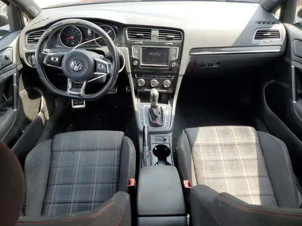 3VW4T7AU8GM065220 2016 VOLKSWAGEN GTI - Image 8