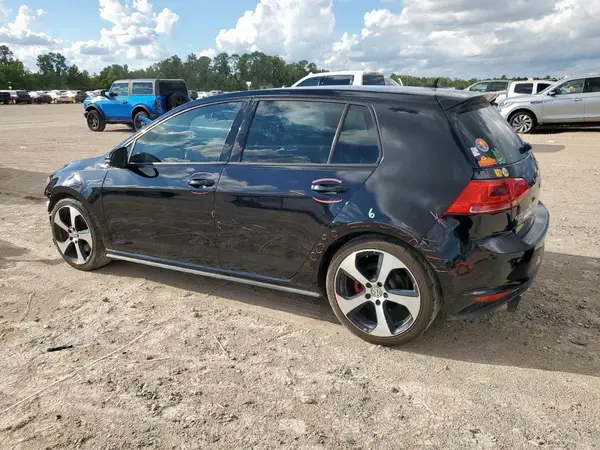 3VW4T7AU8HM005049 2017 VOLKSWAGEN GTI - Image 2
