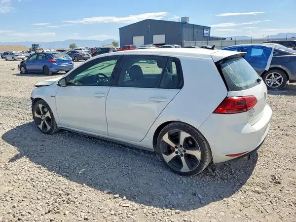 3VW4T7AU8HM060715 2017 VOLKSWAGEN GTI - Image 2