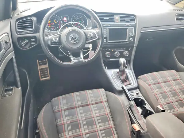 3VW4T7AU9GM038110 2016 VOLKSWAGEN GTI - Image 8