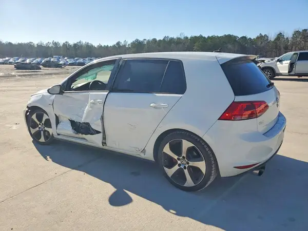 3VW4T7AU9GM048314 2016 VOLKSWAGEN GTI - Image 2