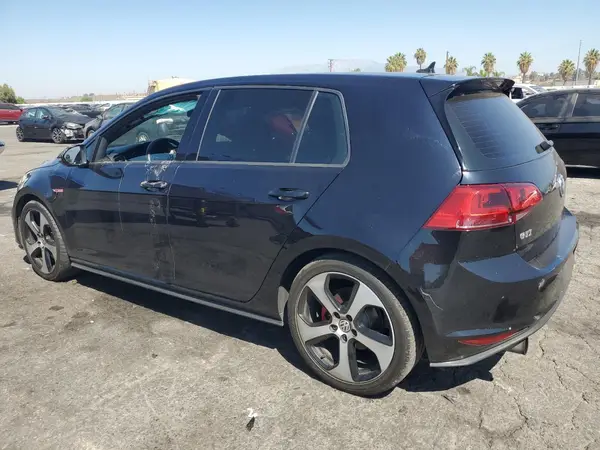 3VW4T7AU9GM060110 2016 VOLKSWAGEN GTI - Image 2