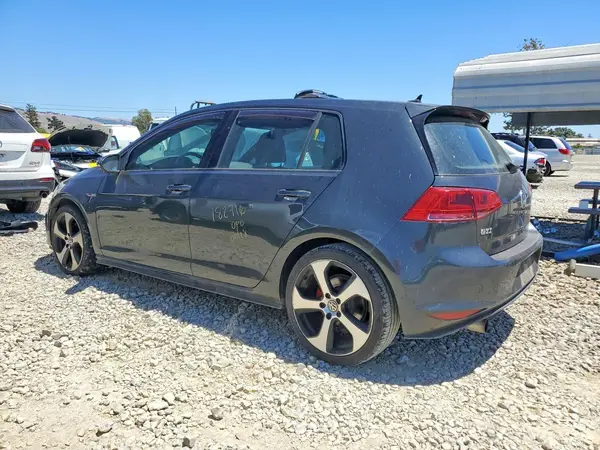 3VW4T7AU9GM065064 2016 VOLKSWAGEN GTI - Image 2