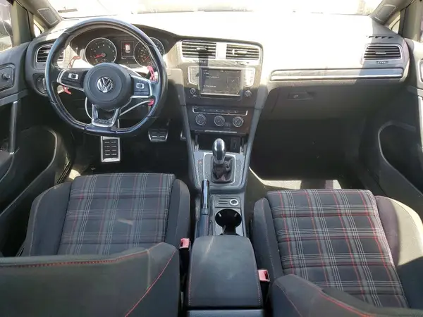 3VW4T7AU9GM065064 2016 VOLKSWAGEN GTI - Image 8
