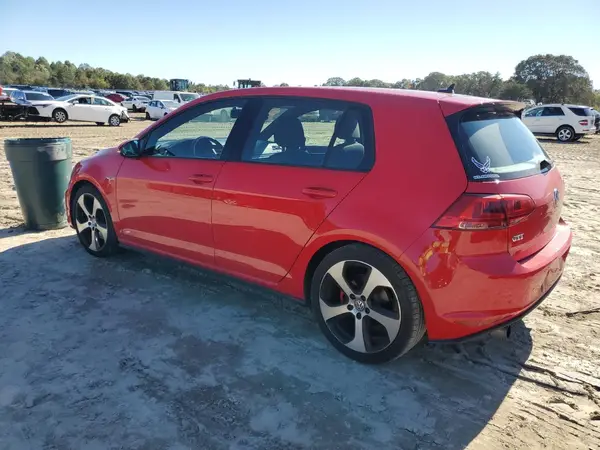 3VW4T7AU9HM062697 2017 VOLKSWAGEN GTI - Image 2