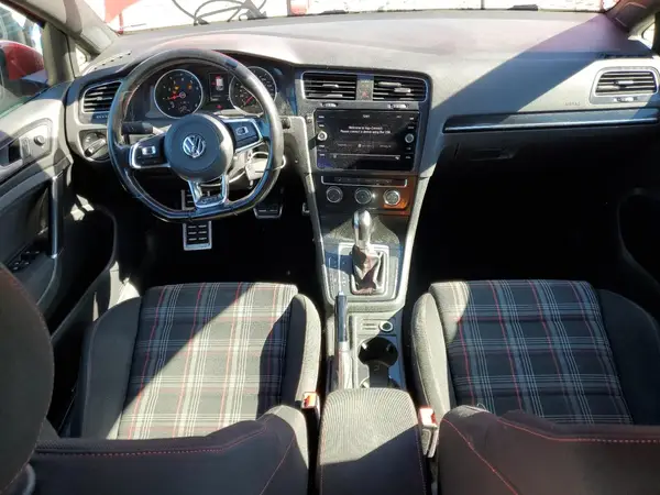 3VW4T7AU9HM062697 2017 VOLKSWAGEN GTI - Image 8