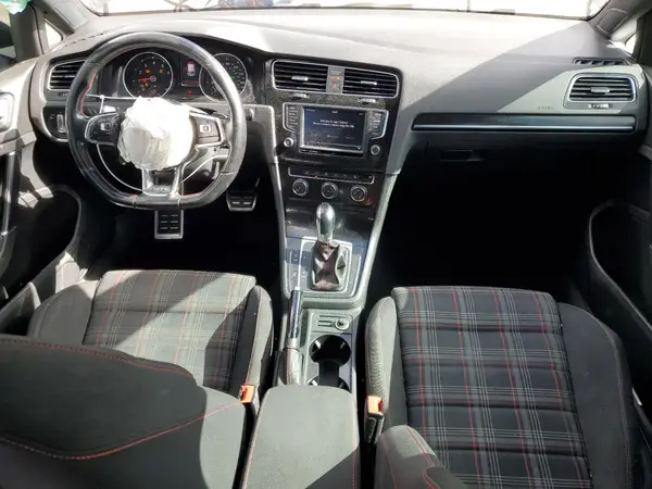 3VW4T7AU9HM066121 2017 VOLKSWAGEN GTI - Image 8