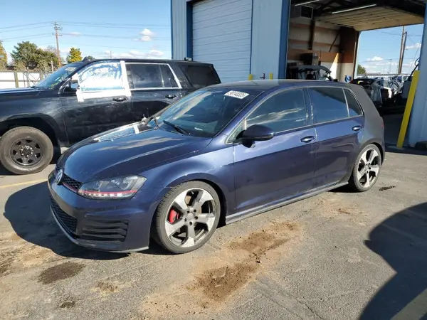 3VW4T7AUXGM042490 2016 VOLKSWAGEN GTI - Image 1
