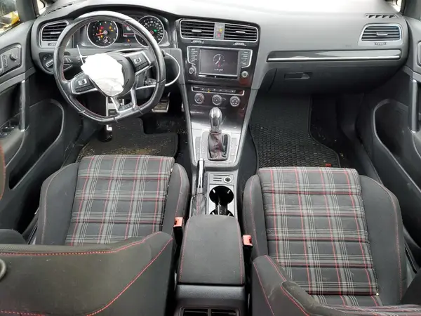 3VW4T7AUXHM025707 2017 VOLKSWAGEN GTI - Image 8