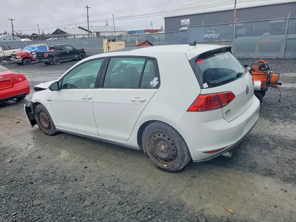 3VW4T7AUXHM031782 2017 VOLKSWAGEN GTI - Image 2