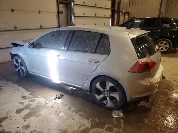 3VW4T7AUXHM054088 2017 VOLKSWAGEN GTI - Image 2