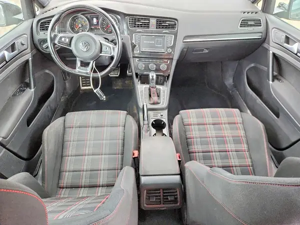 3VW4T7AUXHM060893 2017 VOLKSWAGEN GTI - Image 8