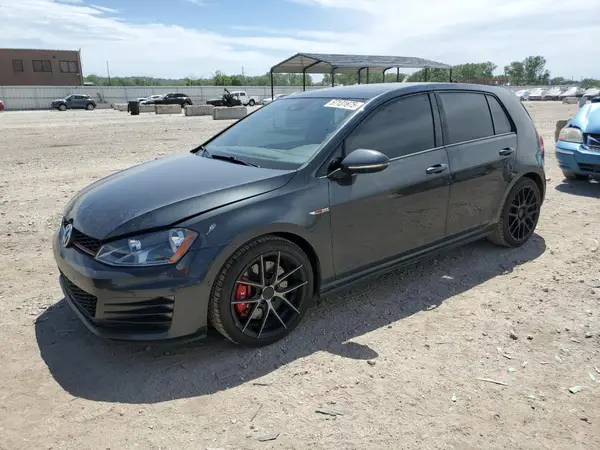 3VW547AU0GM017017 2016 VOLKSWAGEN GTI - Image 1