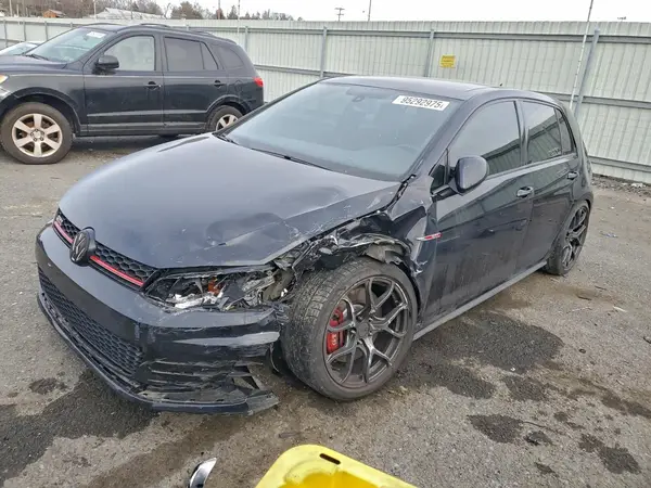 3VW547AU0GM037123 2016 VOLKSWAGEN GTI - Image 1