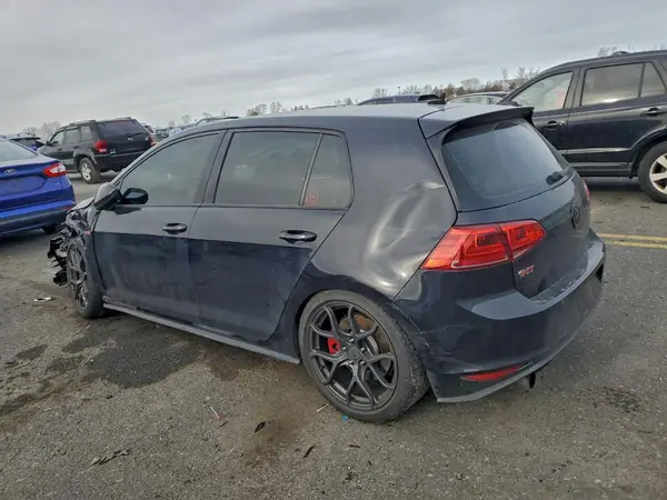 3VW547AU0GM037123 2016 VOLKSWAGEN GTI - Image 2