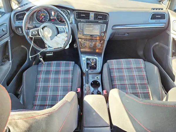3VW547AU0HM010800 2017 VOLKSWAGEN GTI - Image 8
